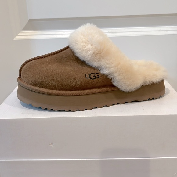 NWOT UGG Disquette Chestnut Slip-Ons - Picture 3 of 9